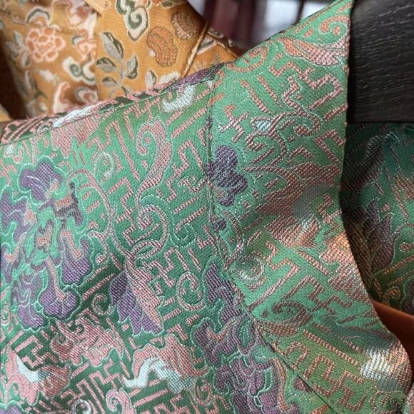 Elegant Chinese-Style Brocade Vest β Timeless Vintage Charm - Picture 3 of 4